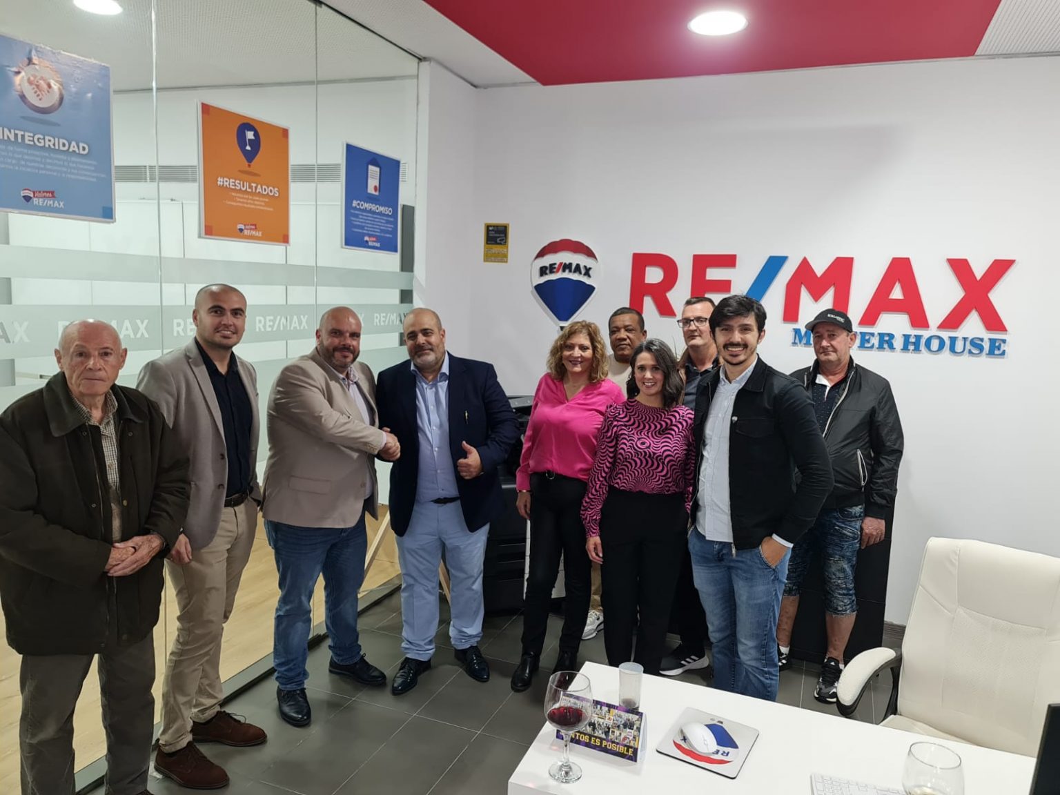 Remax inaugura una nueva oficina en la capital grancanaria – REVISTA TARA